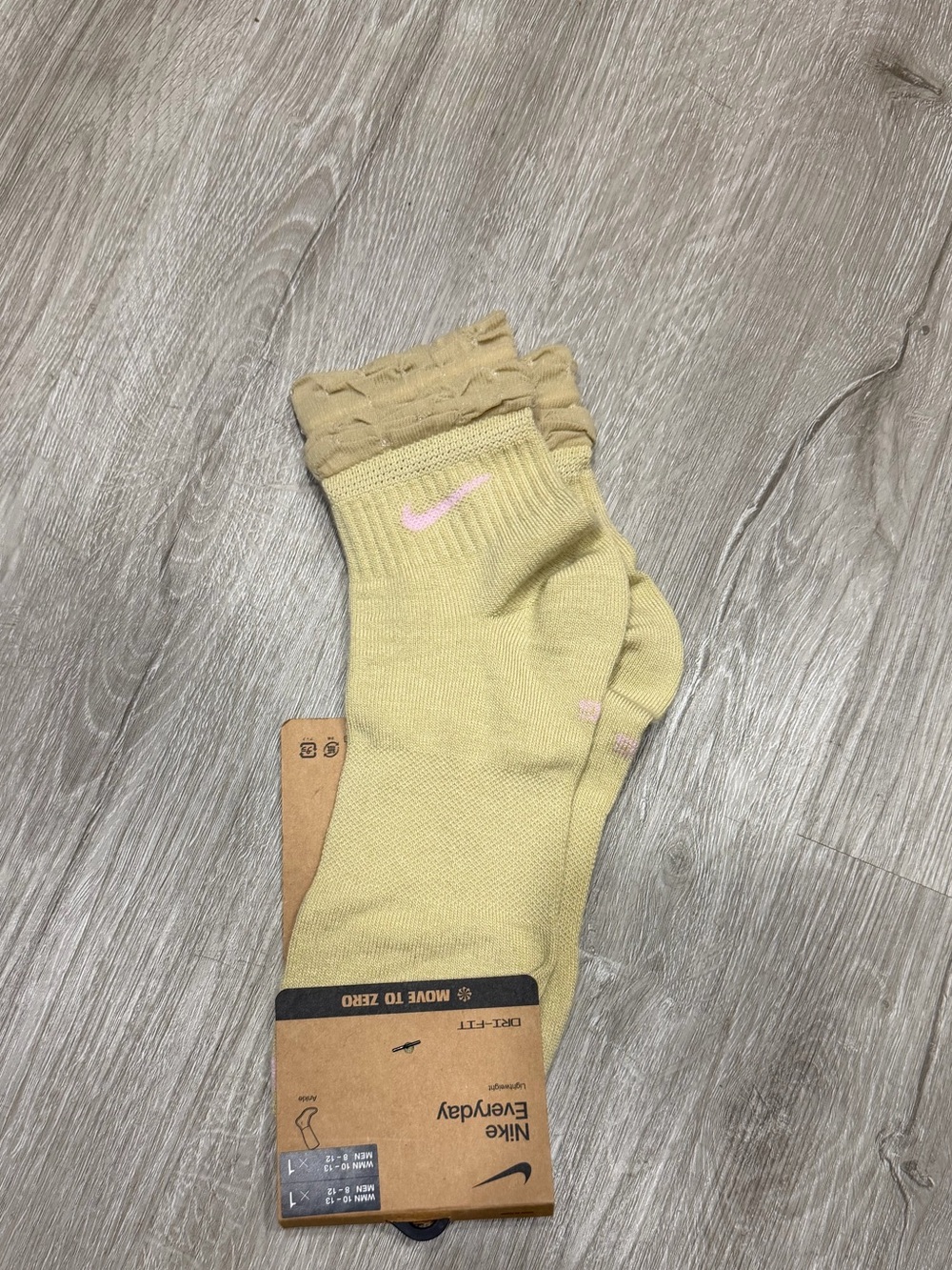 New!! Nike women's ruffle socks